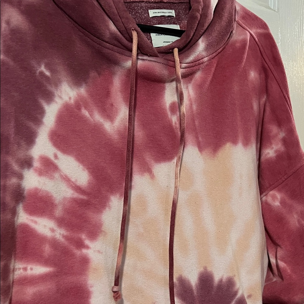 American Eagle Soft Jegging Fit Top in Deep Red Tye - dye ! - Picture 4 of 6